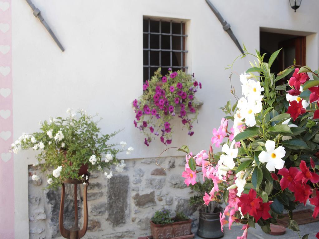 B&B Contrada Lunga Abbadia Lariana Bagian luar foto